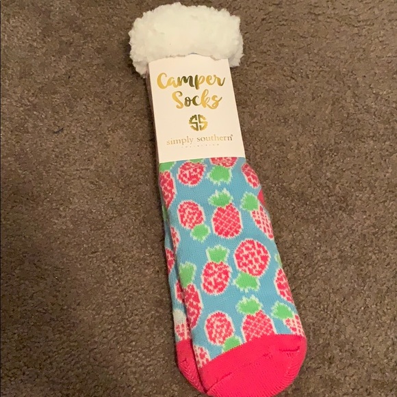 simply southern cozy pineapple socks. - Picture 2 of 3